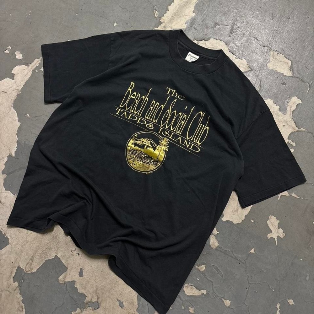 Black vintage 90s Tapps Island tee Beach and social club 1989 Single stitch